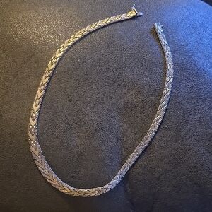Chic Silver Women's Necklace